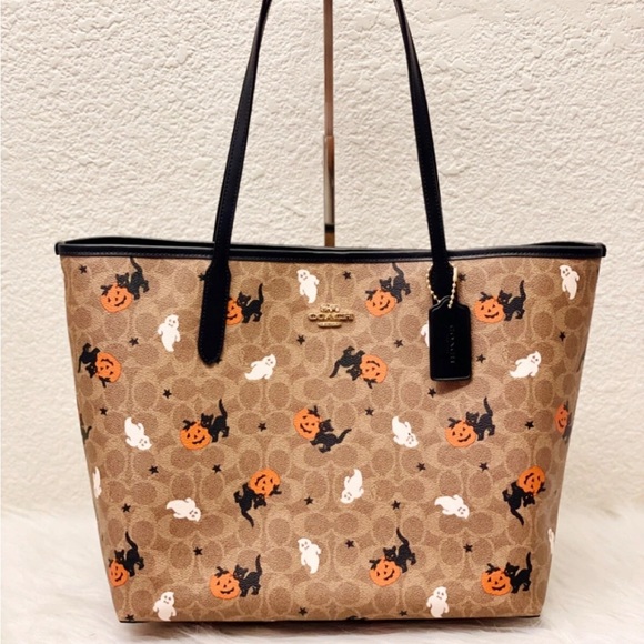Coach Halloween City Tote 2024 NWT - Picture 1 of 12